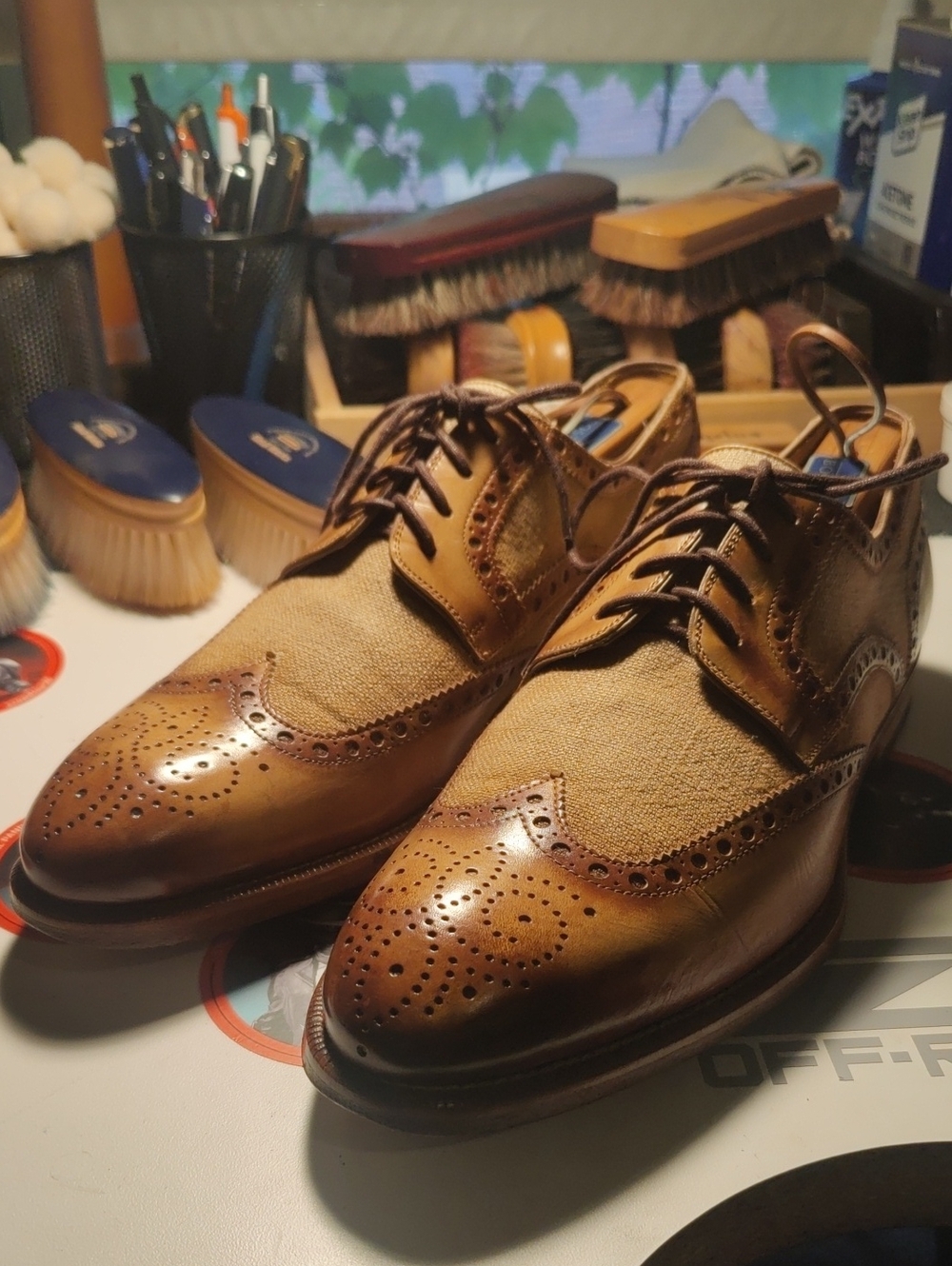 Magnanni Brown & Tan Brogue Wingtip Derbys